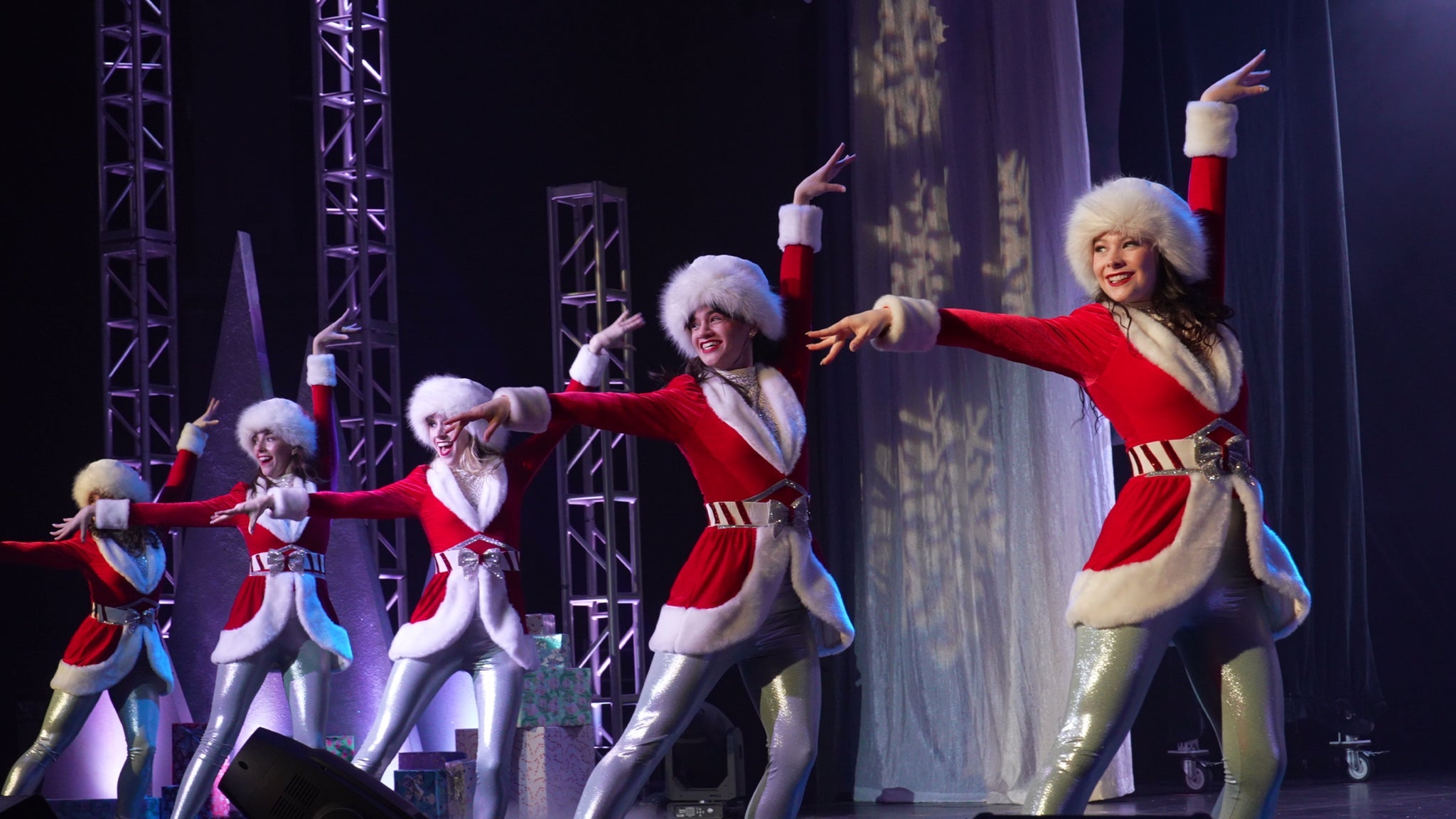Frost - A Holiday Cirque Extravaganza