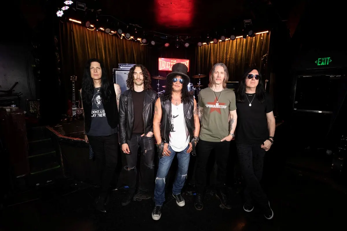 Myles Kennedy & The Conspirators