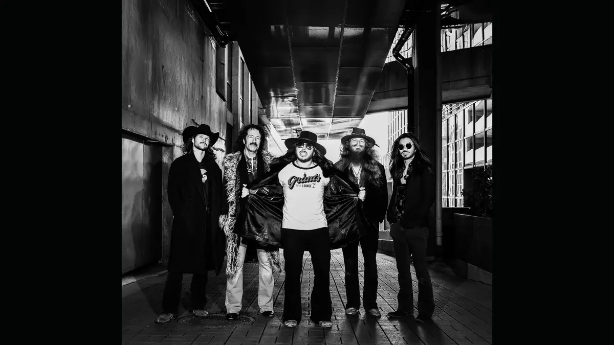 Hippies & Cowboys