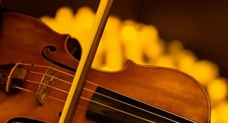 Candlelight: Tribute to Adele