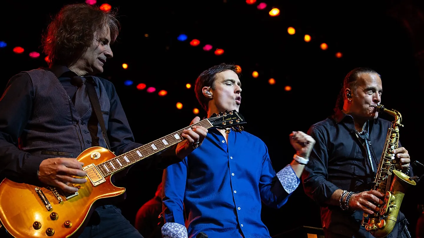 The Music of Billy Joel & Elton John starring Michael Cavanaugh