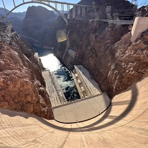 Hoover Dam: Guided Tour from Las Vegas in French