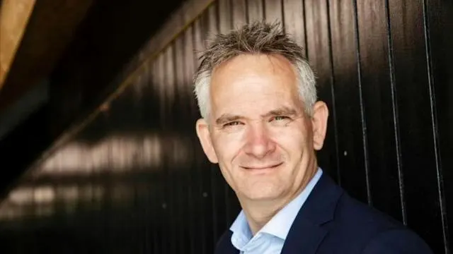 20 oktober Klarsyn i Hjallese forsamlingshus odense i selskab med ånderne og Christian Viborg