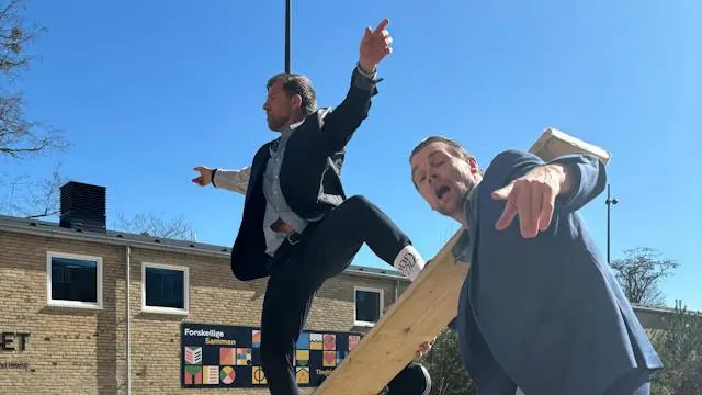 To Mand og en Planke (fra 3 år) Teatermagi Tingbjerg