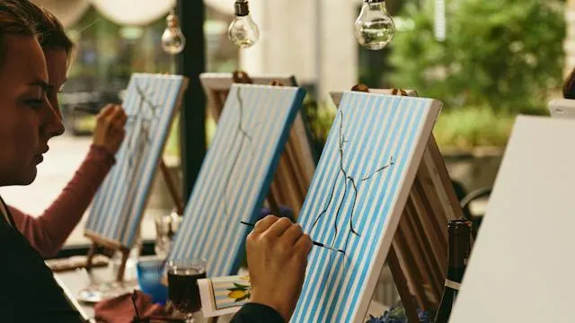 Bubbles and Brush: Ukrainsk Kväll & Måleriworkshop