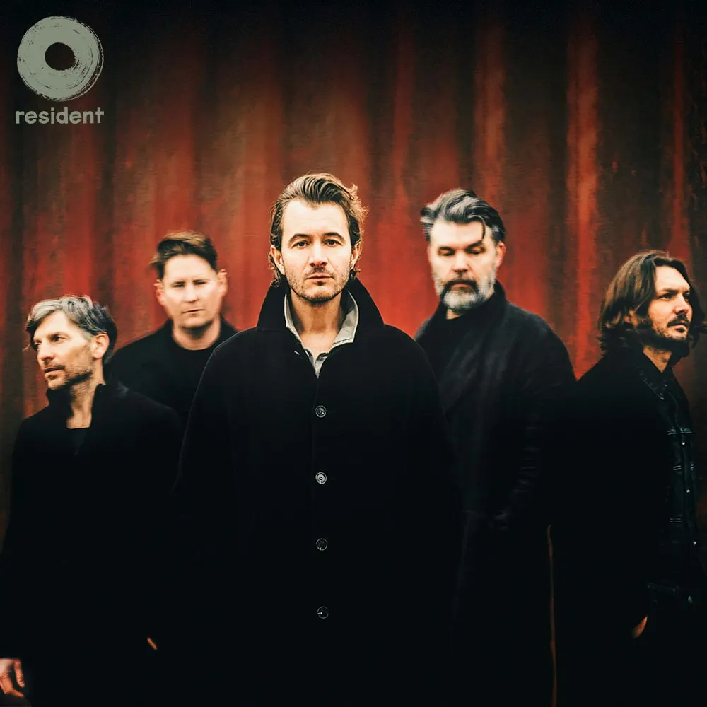Editors: Acoustic Performance + Signing