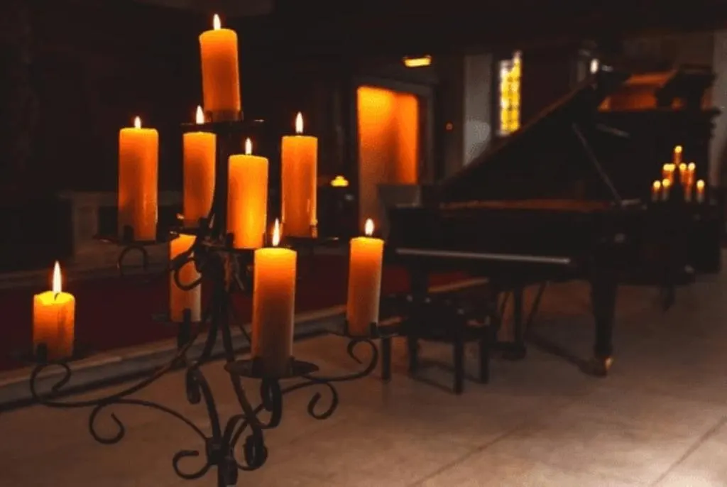 New Year's Eve Moonlight Sonata by Candlelight