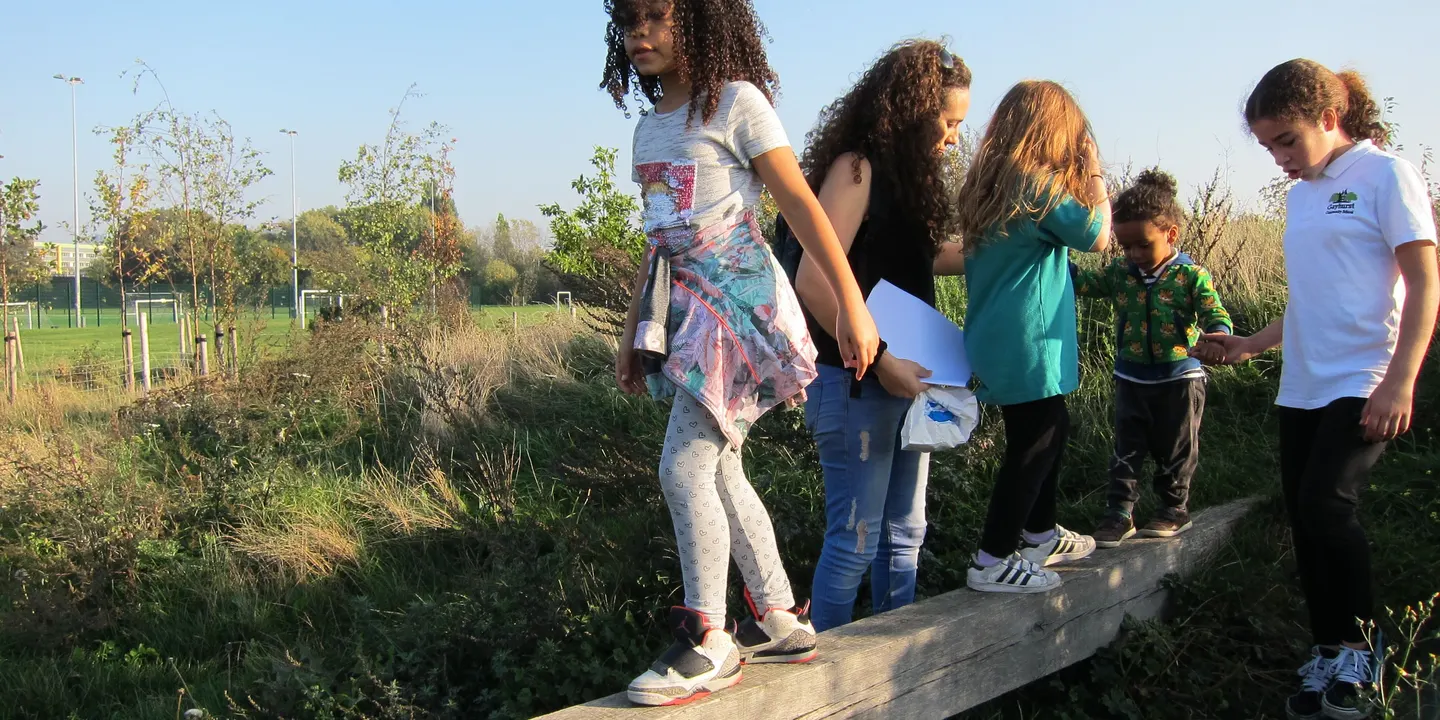 Family Wild Walk - Haggerston to Hoxton