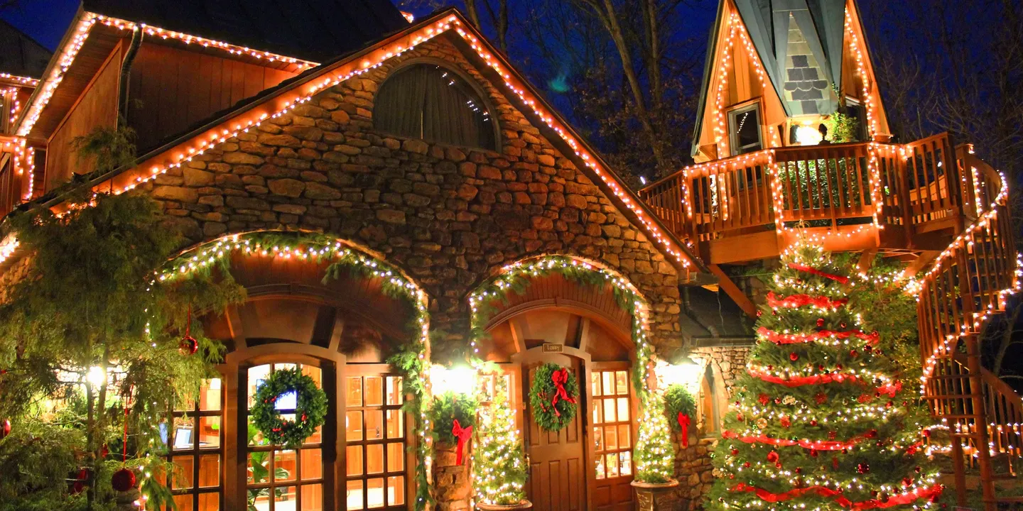Christmas at the Castle: The Kingdom of Lights