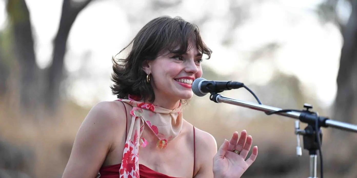 JAZZ UNDER THE GUMS - COURTENEY HOOPER
