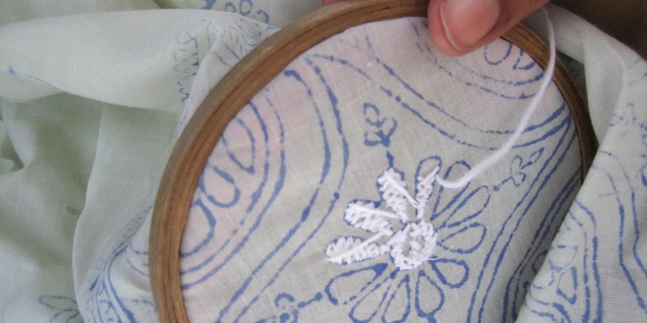 Chikankari 102: Indian 'Shadow Work' Embroidery, More Stitches with Manjari