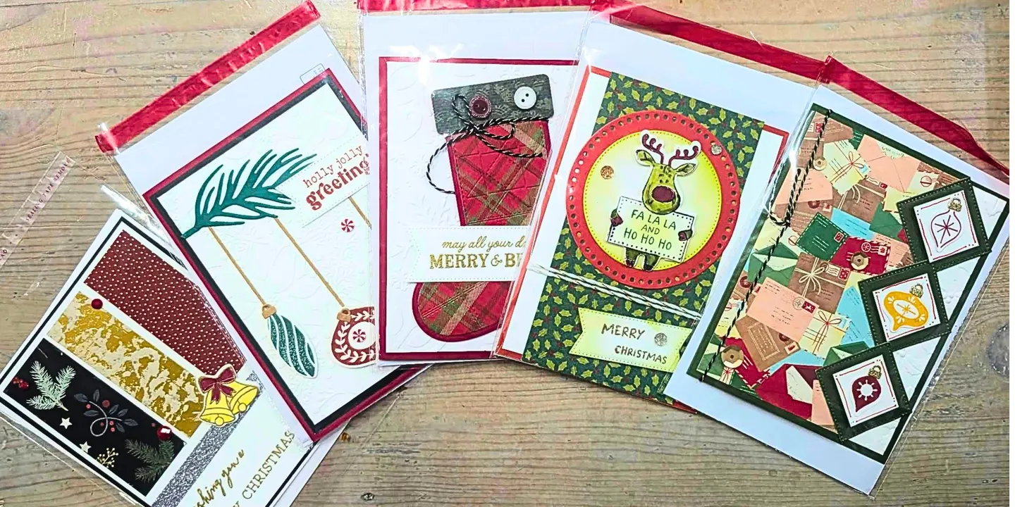 Make Your Own Christmas Cards with Cathy