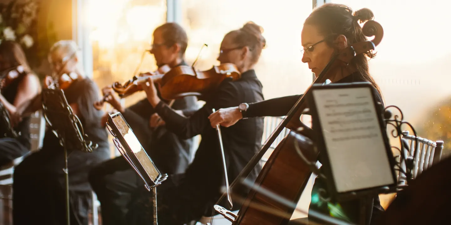 The Salon: Beautiful Music. Living Theatre.