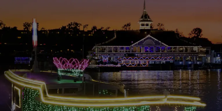 Newport Beach Christmas Boat Parade Cruise