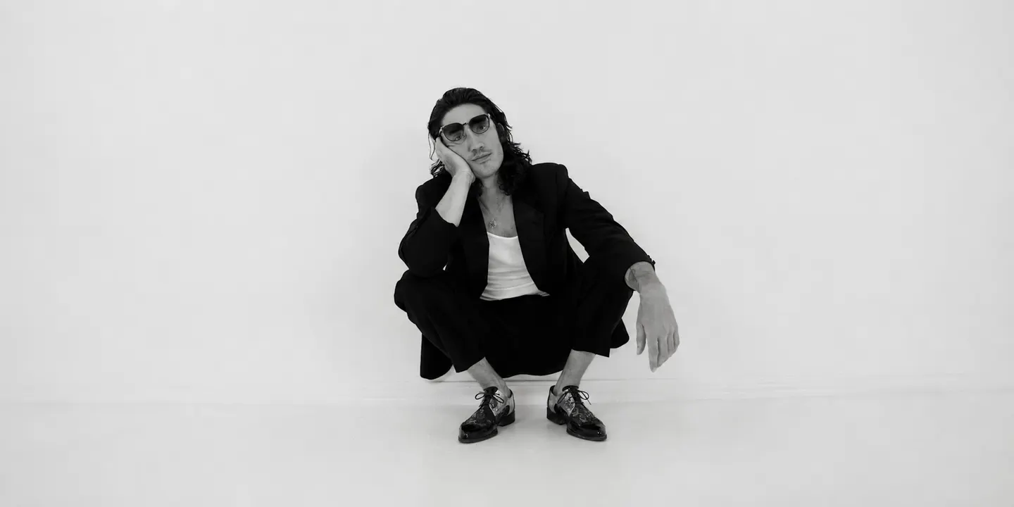 Taylor John Williams - Live with Full Band