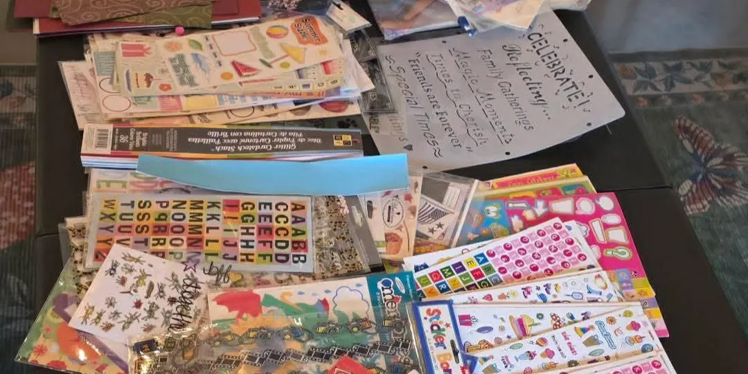 FREE! Drop-In Scrapbooking (or Frame) Social!