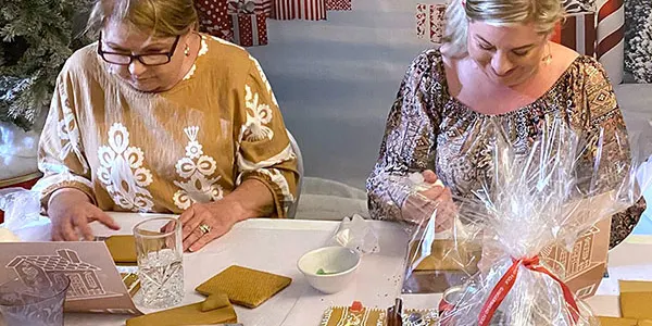 Family Gingerbread Create & Graze