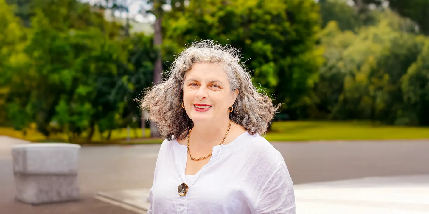 Scenic Conversations: Coffee with the Editor