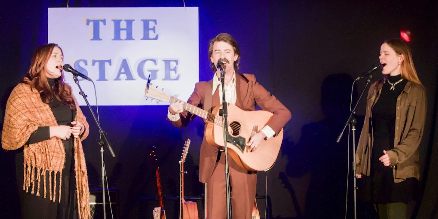 Kunanyi Folk Club October