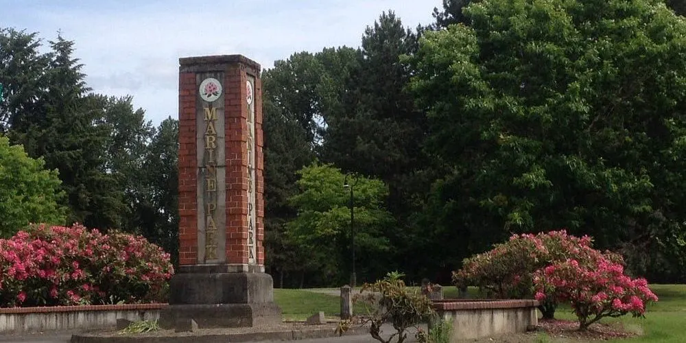 Walk: Marine Park to Wintler Park (along waterfront)