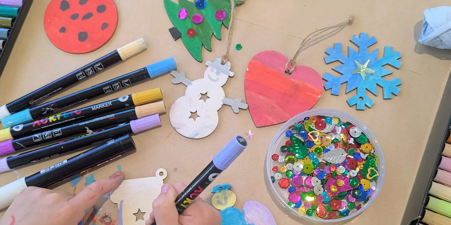 Christmas Mixed Media Workshops 🎄 | Kids Xmas Activities