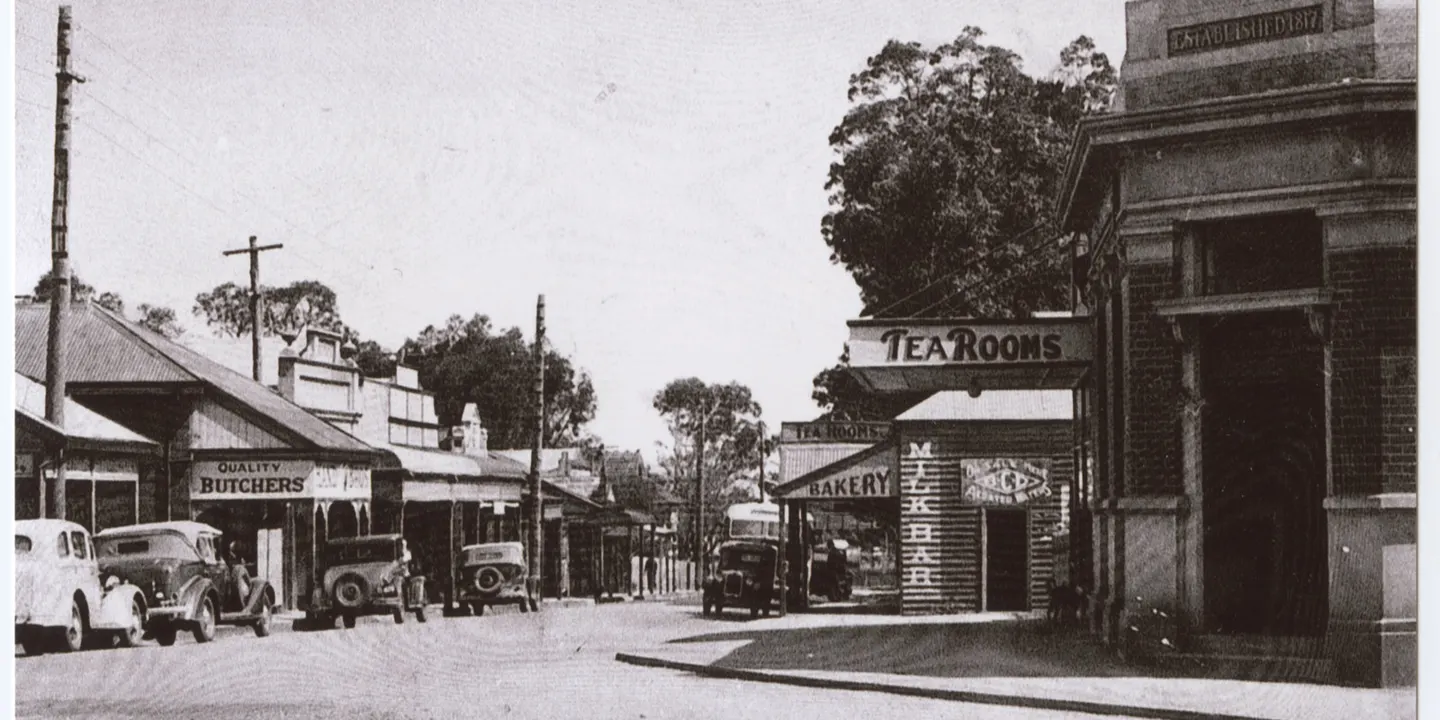A Jaunt along Jull Street
