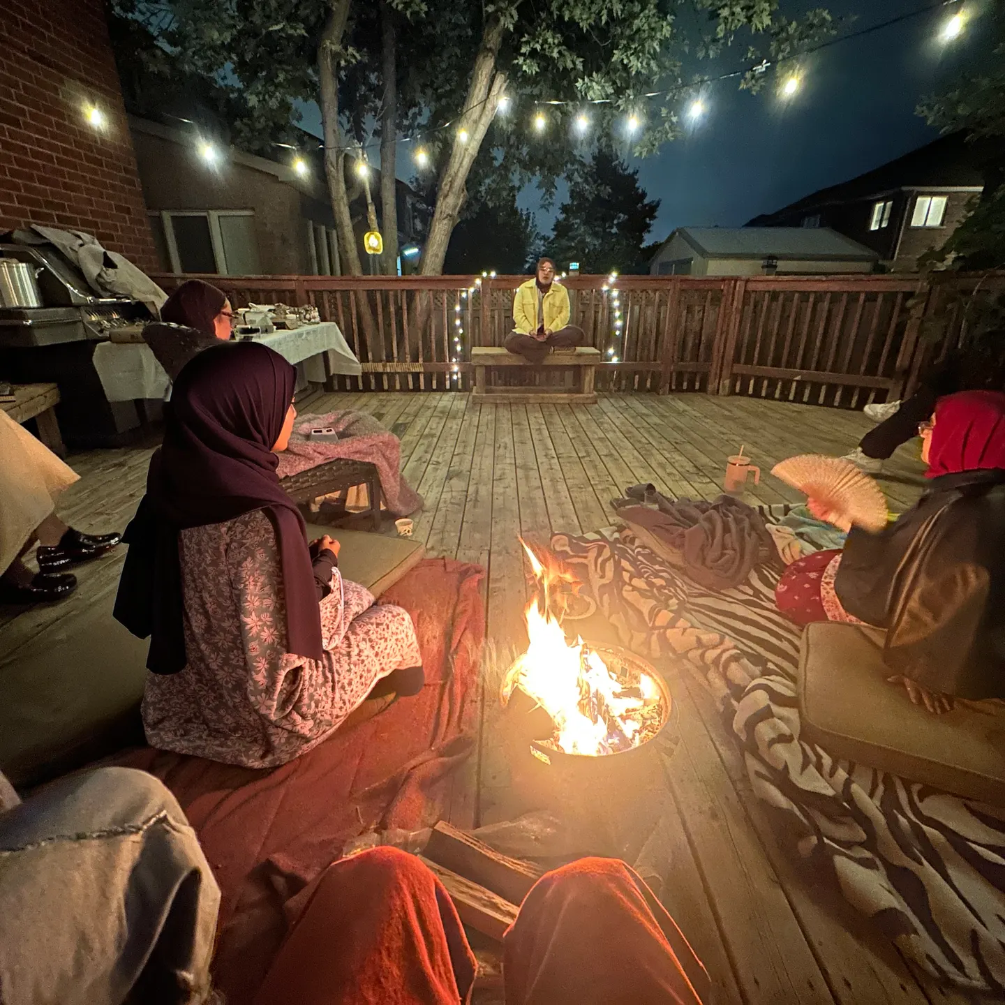 Salaam Spaces Sisters: Welcome Autumn Cafe Potluck + Bonfire ☕️ 🍂