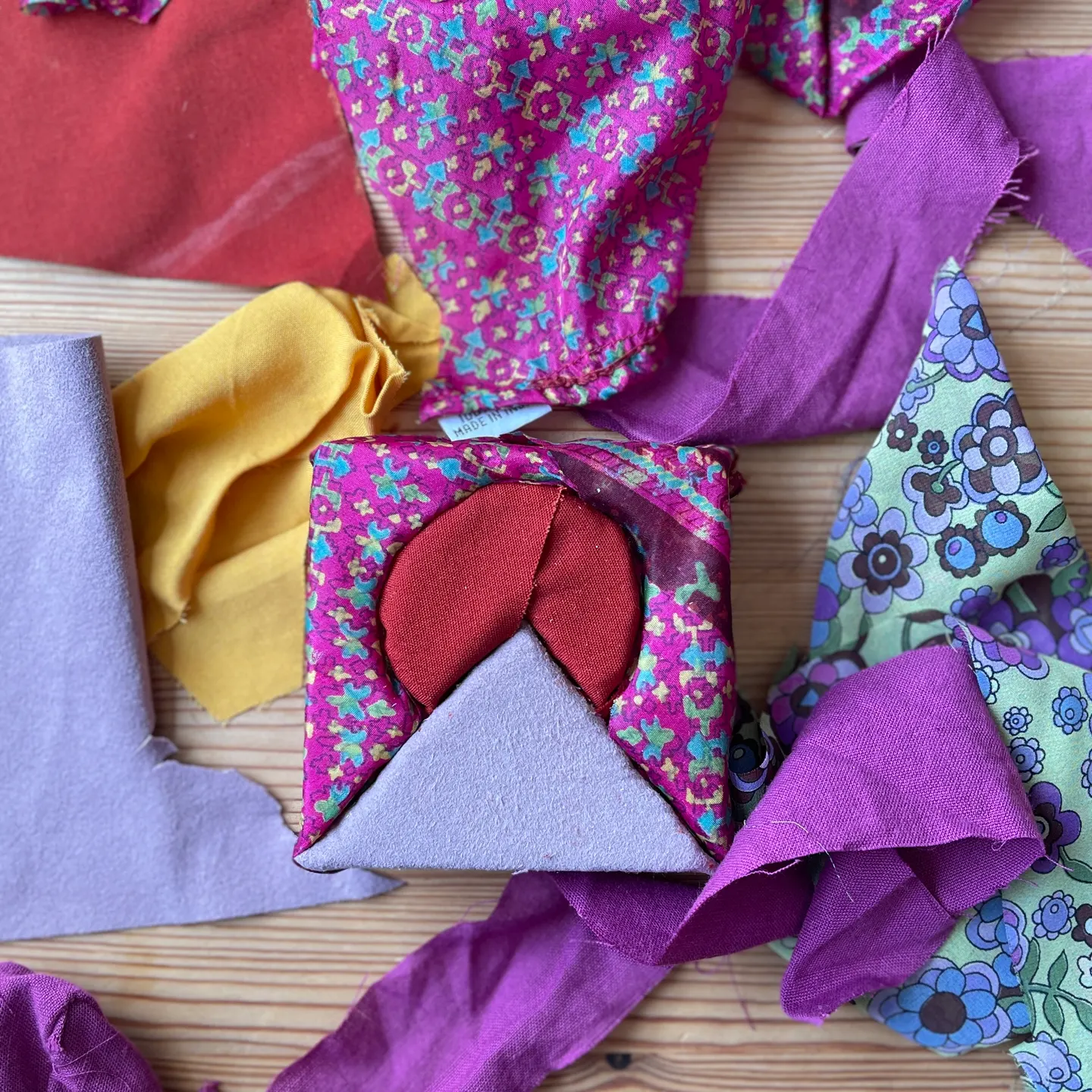 Kinusaiga: No-Sew Quilt Art