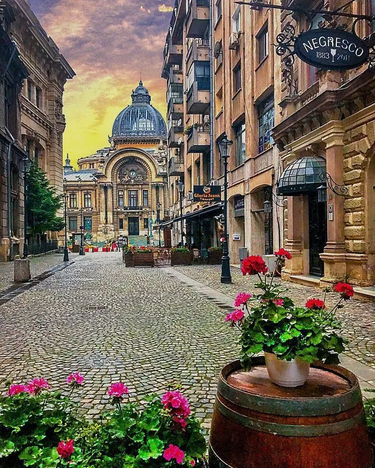 Old Town Walking Tour