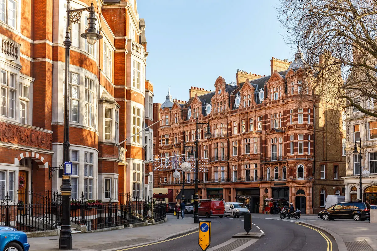 Decision Confidence in Financial Services - Private Breakfast & Discussion - Mayfair, London