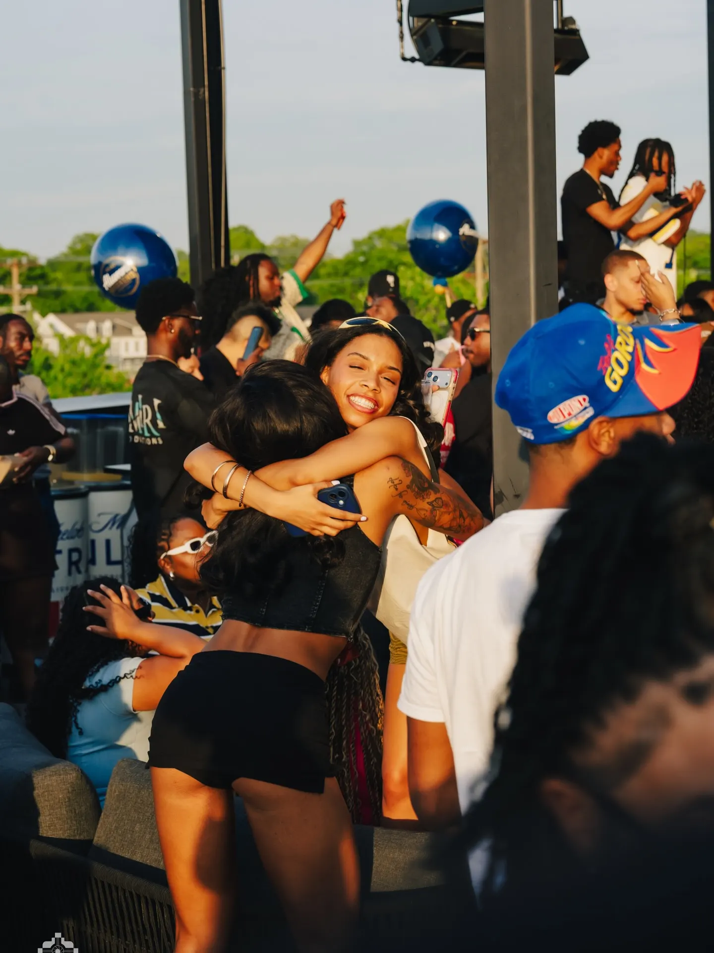 RNBarCrawl Dallas: The R&B Bar Crawl Experience