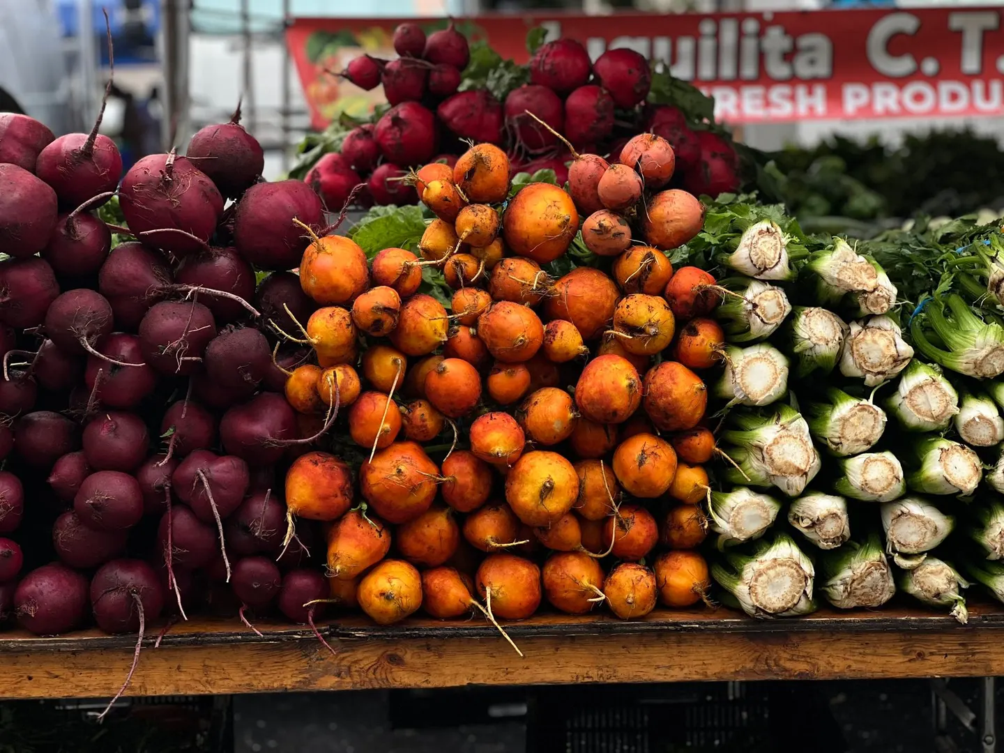 Meandering Markets