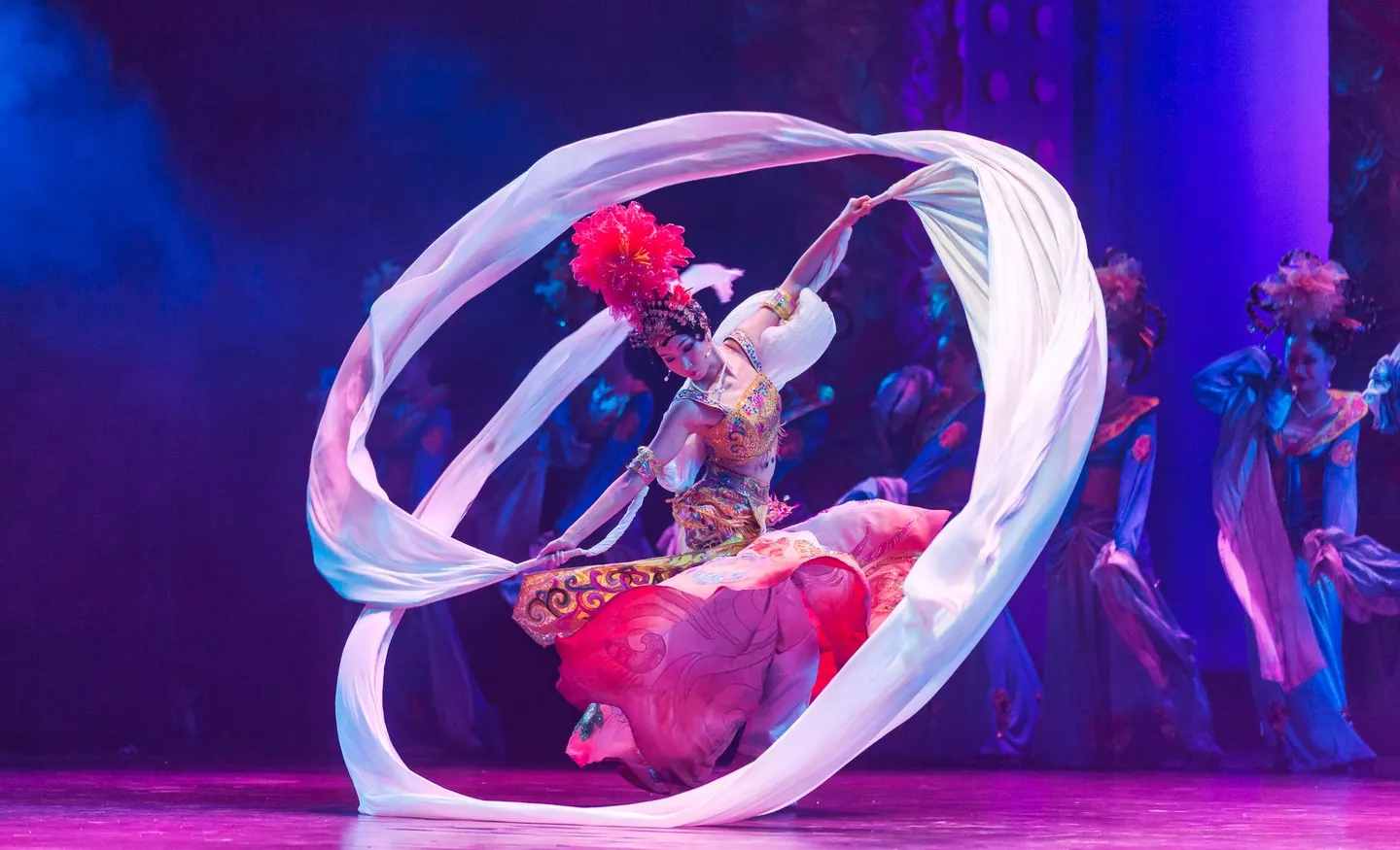 Cirque du Soleil - Mystere