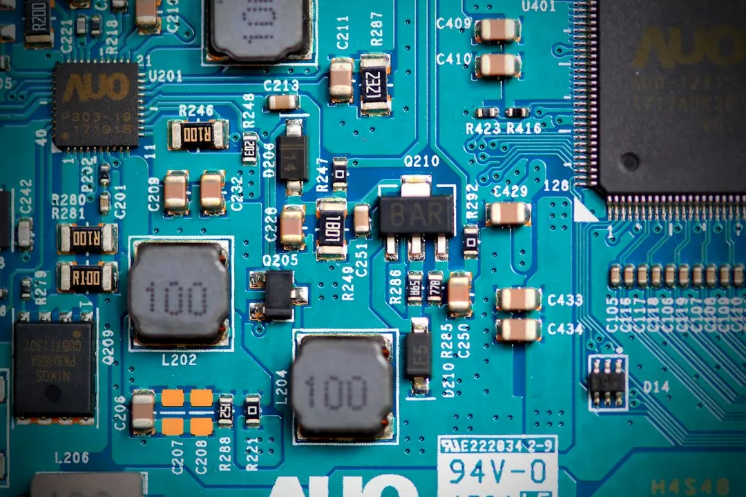 Eric Hazen's Introduction to PCB Design on KiCad