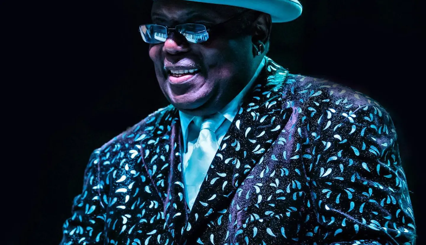 KENNY WAYNE THE " BLUES BOSS" - LIVE