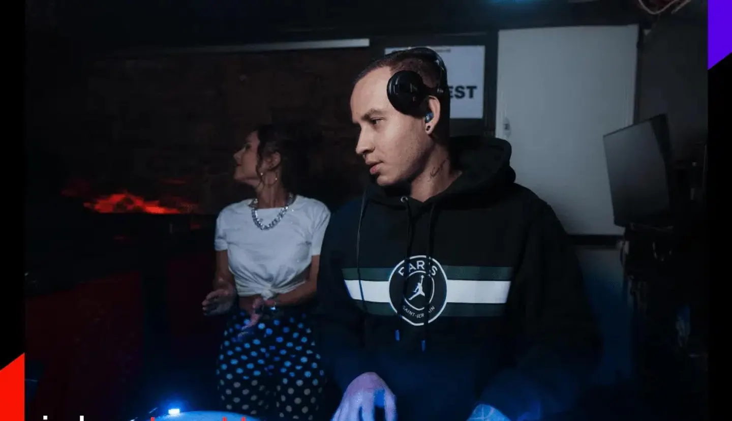 Tuesday Night: DJ Muuz