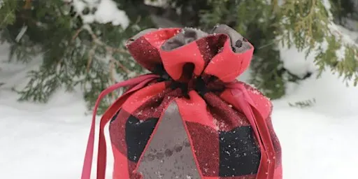 Back to Basics Sewing Course – Learn to Sew a Christmas Gift Bag