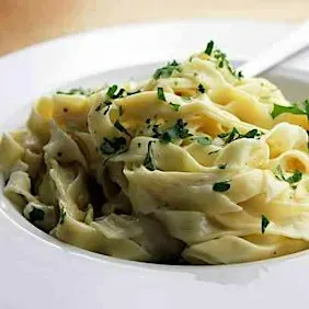 In-person class: Handmade Fettuccine with Alfredo Sauce (Riverside)