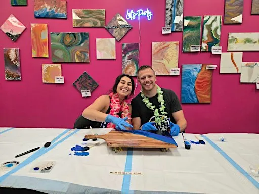 Friday Night Date Night at Woodlands Art and Craft – The Woodlands