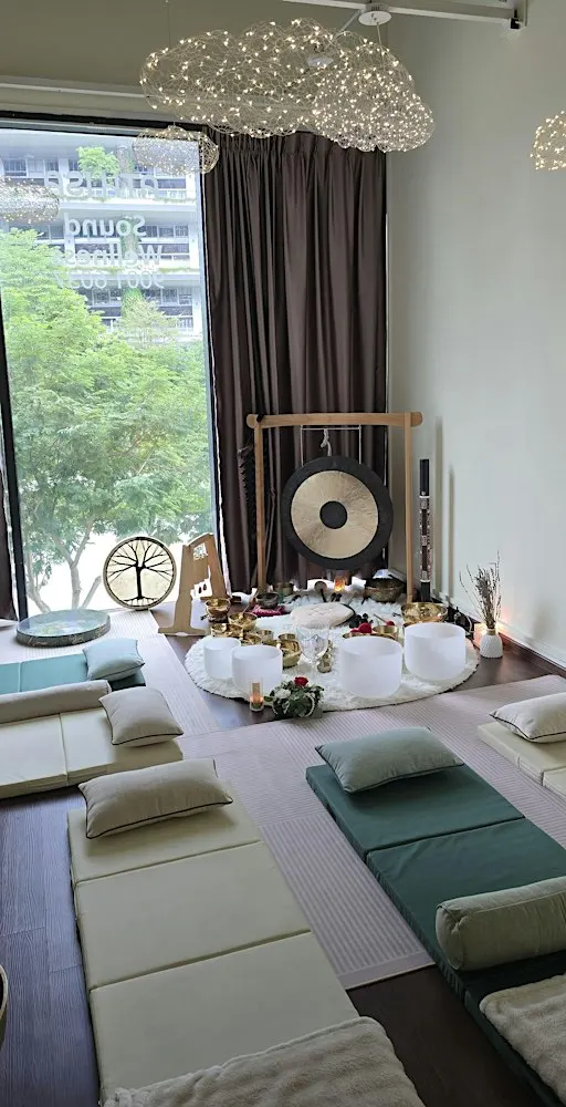 Qi Gong, Soundbath & Tea