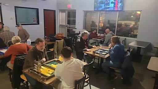 Social Backgammon: Beginners Welcome