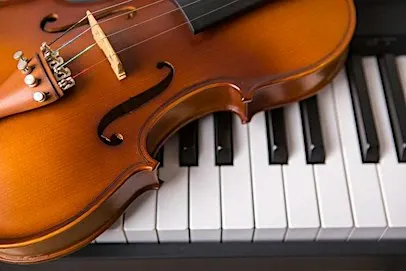 Midweek Musical Matinee: "Exile to Hollywood"