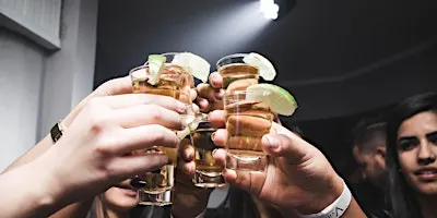 Nuremberg Pub Crawl – Nightlife Tour with 4 Bars & Club Entry