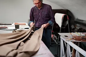 Florence: Authentic Leather Craft Experience in a Historic Artisan Boutique
