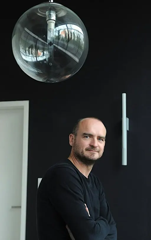 Talk - No way to go but down door Jan Keymis van Hippo Architecten