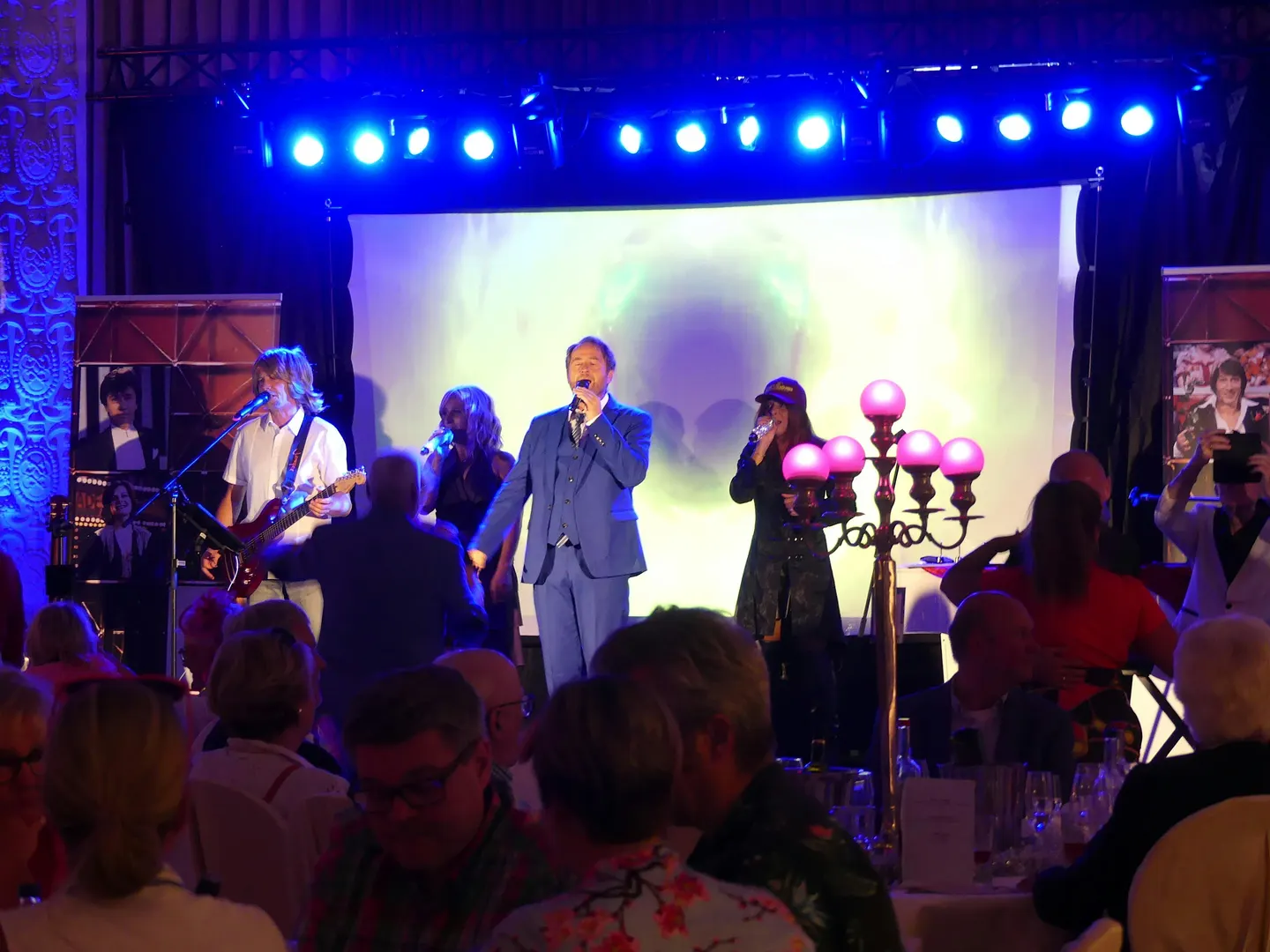 Das perfekte Schlager Dinner - Ludwigsburg