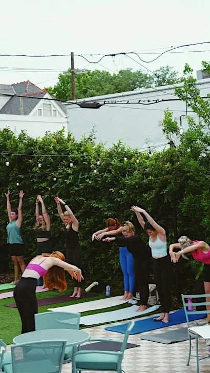 Poolside Pilates: Pilates in the Park x The Chloe