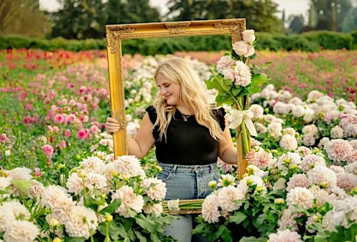 Mini Sessions, Private Dahlia Photography Field Rental — $90 per Hour