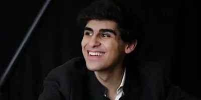 Evren Ozel, piano