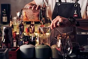 October Spooky Cocktail Class with Karen